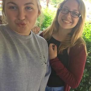 Meet your Posher, Alyssa